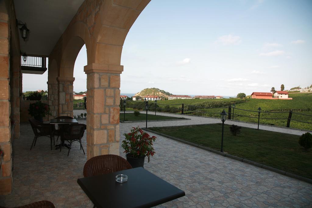 Usotegi Guest House Getaria Bagian luar foto